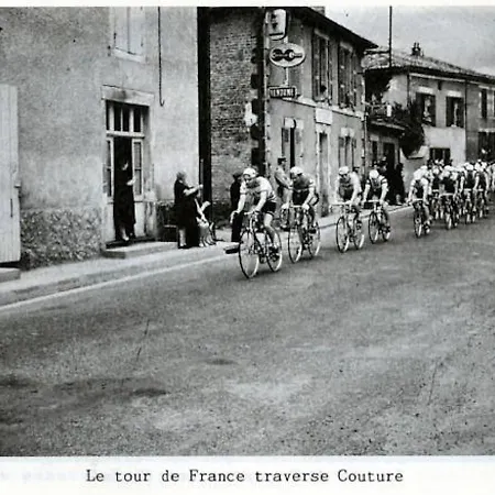 Dunroamin Couture-d'Argenson